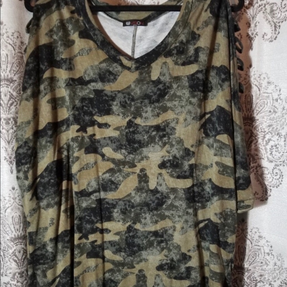 Vision camp blouse with cutout sleeves 1X